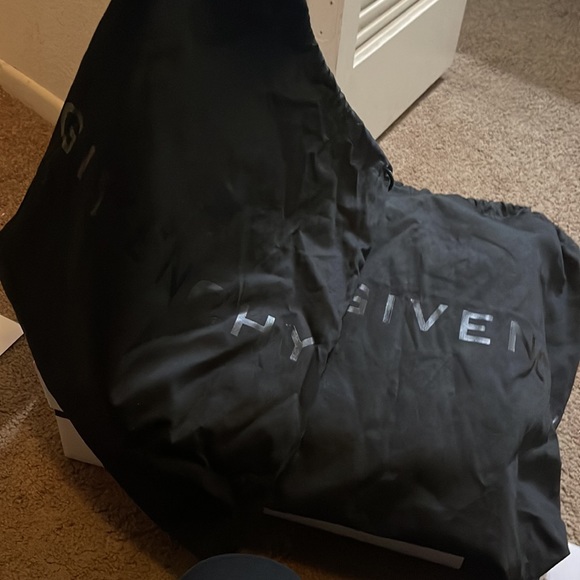 Worn once Givenchy shoe authentic - Picture 3 of 6